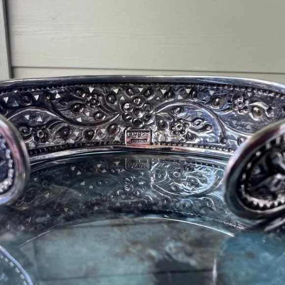 DS 925 Thailand Signed Solid Sterling Silver Etched Floral Cuff Bracelet - Picture 4 of 6